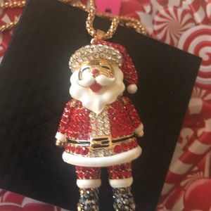 Betsey Johnson Santa Christmas Necklace New 28